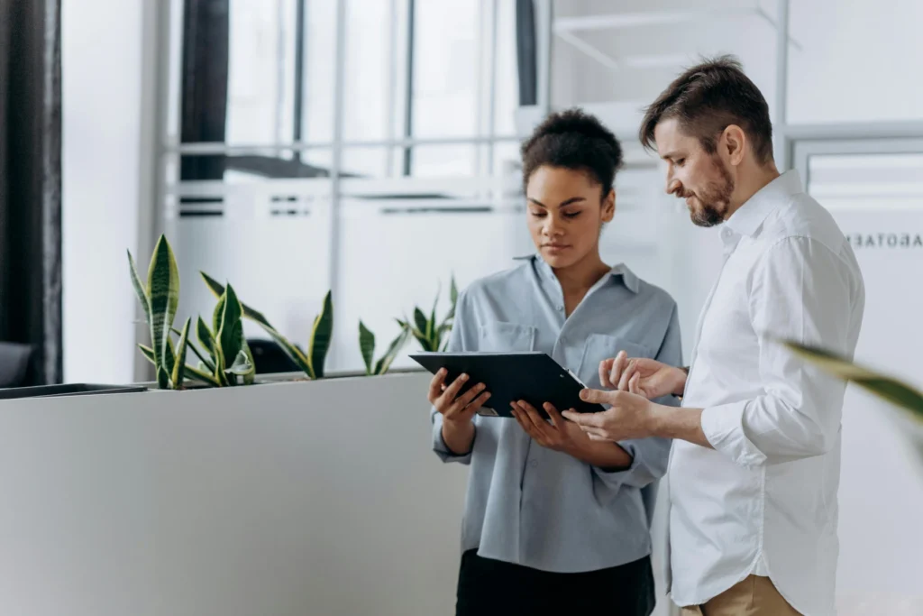 Operational Clarity: How Teams Align to Execute Better Slide 3 2 12 1024x683